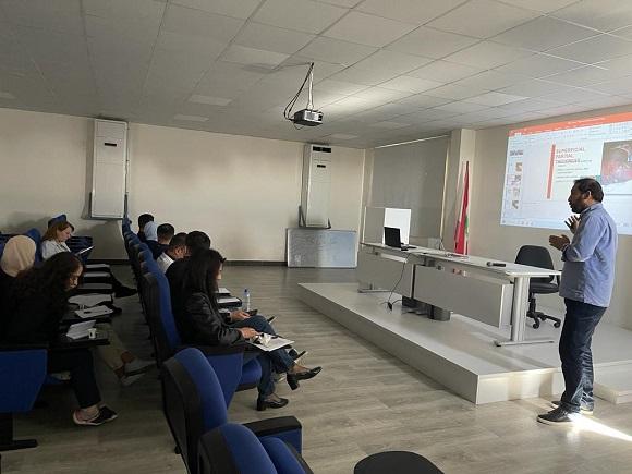 وزارة الصحة العامة تتابع تدريب الكوادر الطبية 