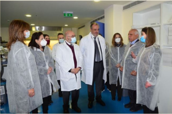Ministers of Public Health and Industry Visited Arwan Pharmaceutical Industries in Jadra