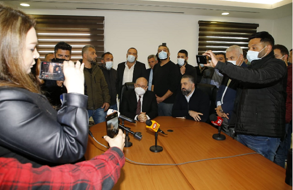 Minister Abiad Met with a Group of Protesters: I am Keen to Find the Possible Solutions
