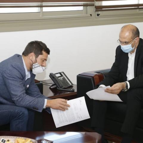 Hasan and the Ambassador of South Korea Discuss Ways to Promote Mutual Cooperation