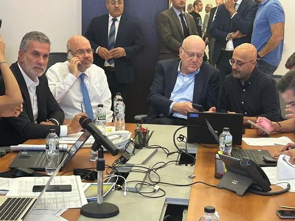 ميقاتي تلقى اتصال تضامن من اردوغان وتفقد مركز طوارىء الصحة