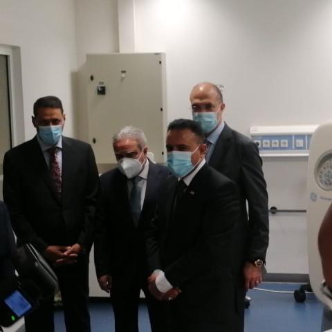 Minister Hasan And His Iraqi Counterpart Tour the AUBMC and Clemenceau Medical Center