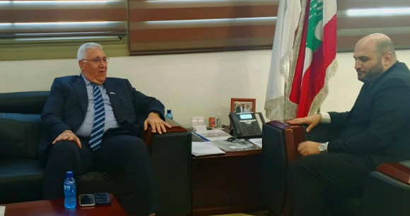 وزير الصحة بحث مع وفد من صندوق قطر للتنمية في تعزيز الشراكة الاستراتيجة 