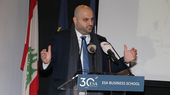 وزير الصحة افتتح برنامج "تمكين صيادلة المستشفيات" وأكد العمل على تحسين الجعالة من دون التأثير على سعر الدواء