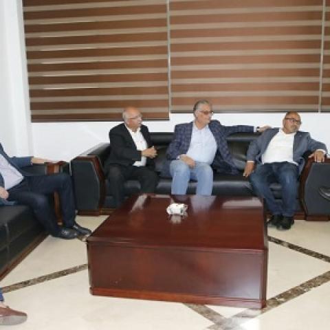 Abiad Considers Ways to Ensure Continued Operation at Bar Elias Hospital