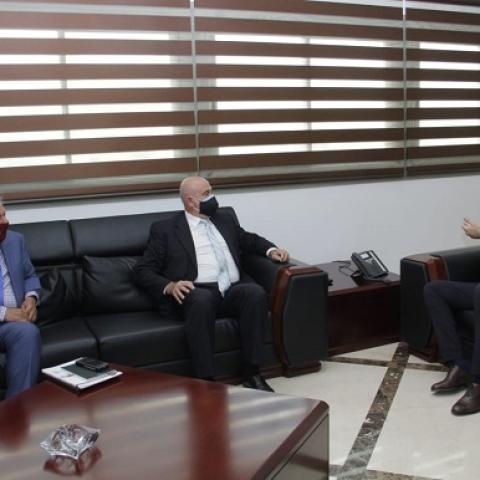 Meeting between Minister Hasan and Hoballah in Support of the Local Manufacture of Vaccines