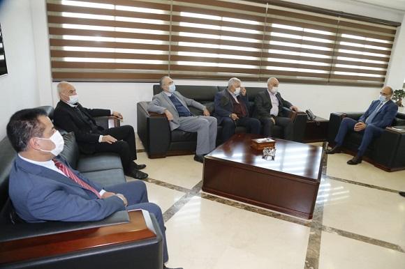 حسن بحث مع وفد بلدية بعلبك في سبل مواجهة تزايد التفشي الوبائي 