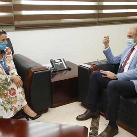Hasan and a Delegation from the UNICEF Examined the Preparations for the Mass Vaccination Campaign