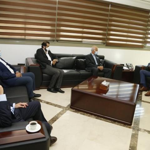 Minister Hasan Meets with a Delegation of the Lebanese Pharmaceutical Importers Association