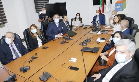الوزير حسن يعلن عن إطلاق البطاقة الدوائية