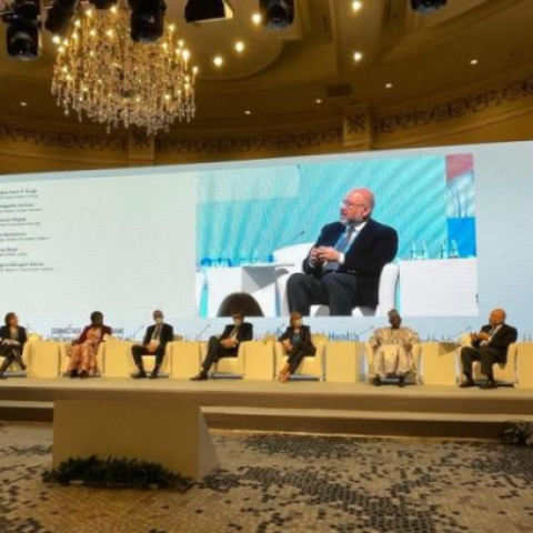  الأبيض شارك في اجتماع حول الهجرة والصحة في اسطنبول