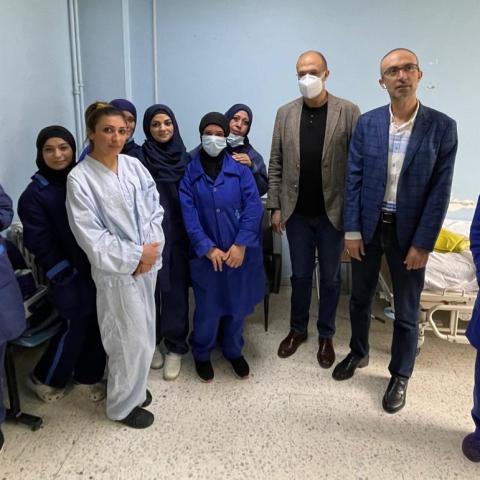 وزير الصحة تفقد مستشفى بعلبك الحكومي وهنأ العاملات