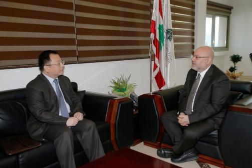 Minister Abiad Meets the Ambassadors of Qatar and China