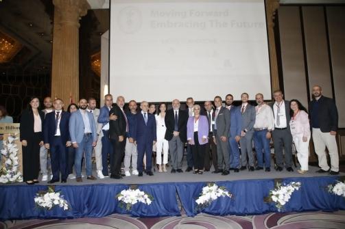 الأبيض في المؤتمر السنوي لنقابة المعالجين الفيزيائيين