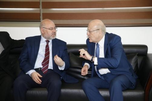 Mikati Participates in a Meeting at the MoPH to Discuss the Plan to Increase the Readiness of the Health Sector