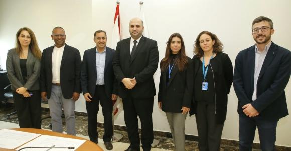 Nassereldine Discusses with a Delegation from the World Bank the Completion of Joint Projects