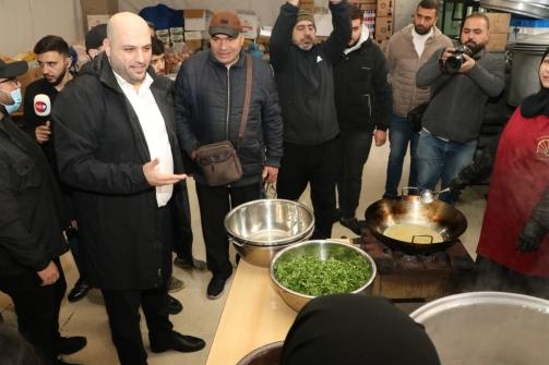 ناصر الدين جال في مركزي إيواء في بيروت