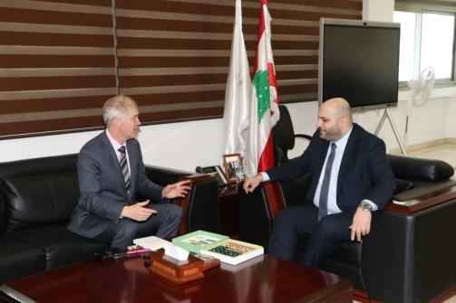 Nassereddine Meets Belgian Ambassador, Discusses “Israeli” Attacks on Medical Crews