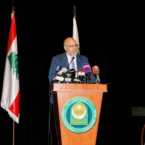 الابيض مثل ميقاتي في تخريج طلاب جامعة الجنان