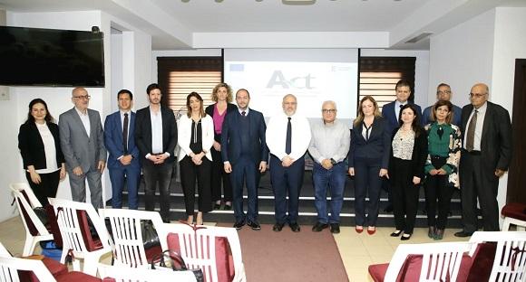 الابيض تسلم من التفتيش المركزي تقرير التدقيق بمستشفى البوار