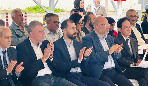 الأبيض وسفير اليابان يدشنان مشروع الطاقة الشمسية في مستشفى المنية الحكومي 