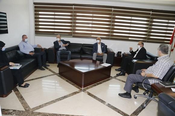 الوزير حسن استقبل نوابا أثاروا أزمة الدواء