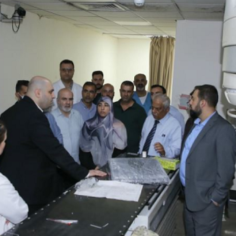 مدير مستشفى رفيق الحريري شكر لوزير الصحة زيارته التفقدية 