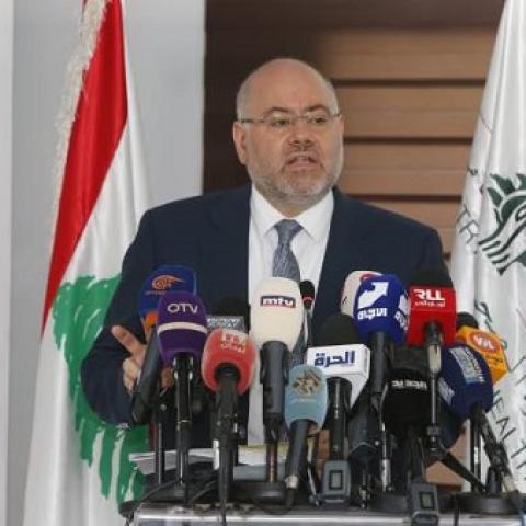 الأبيض دعا إلى تكثيف اللقاح لمواجهة الموجة الجديدة من كورونا