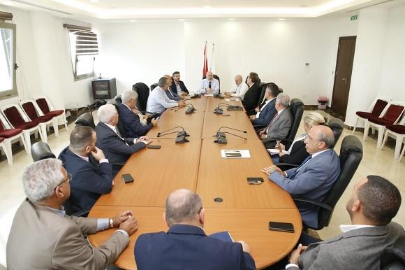 الابيض أطلع نقابة المستشفيات الخاصة على الآلية الجديدة لتغطية جرحى الحرب