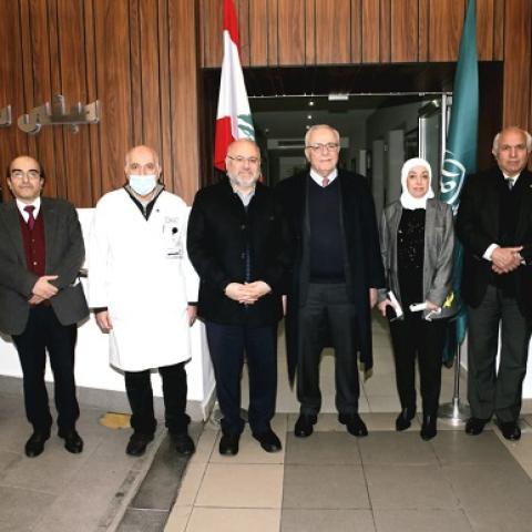 الأبيض زار المقاصد: مستمرون بدعم أدوية الأمراض السرطانية والمستعصية 