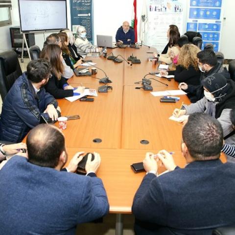 الابيض ترأس اجتماعاً لتنسيق جهوزية القطاع الصحي للكوارث والهزات الارضية