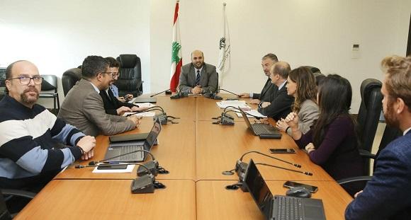 ناصر الدين عقد اجتماع عمل مع بعثة البنك الدولي