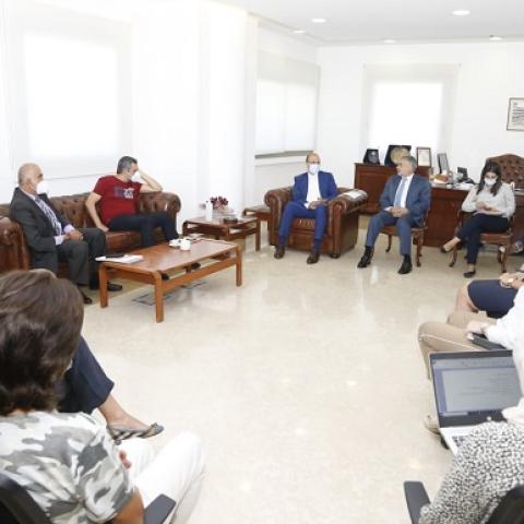 الوزير حسن دعا الى خطة طوارئ صحية تحاكي التحديات الإستثنائية الراهنة وأبدى ارتياحه لمؤشرات كورونا 