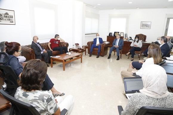 الوزير حسن دعا الى خطة طوارئ صحية تحاكي التحديات الإستثنائية الراهنة وأبدى ارتياحه لمؤشرات كورونا 
