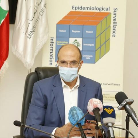 حسن ترأس اجتماعا حدد آلية تتبع المخالطين