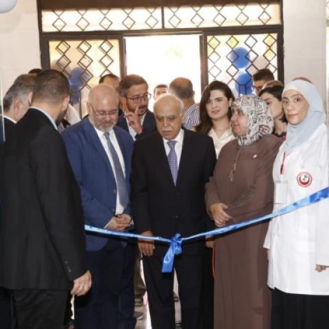 الابيض رعى افتتاح مركز الايمان الصحي في ببنين