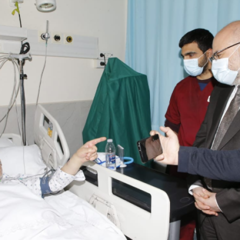 الأبيض جال في مستشفيات ومراكز تابعة للوزارة في الجنوب: هدفنا تعزيز الرعاية الصحية الاولية