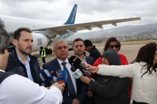وصول شحنة مساعدات فرنسية إلى بيروت لدعم القطاع الصحي اللبناني