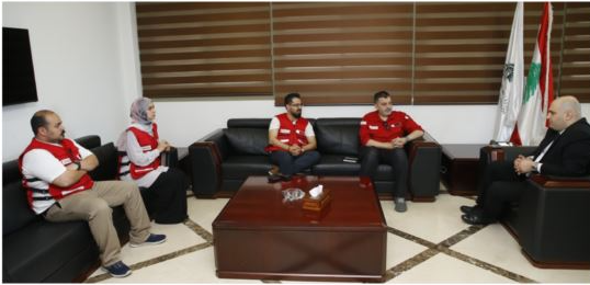 ناصر الدين استقبل رباب الصدر وبحث سبل التعاون مع وفد من الهلال القطري