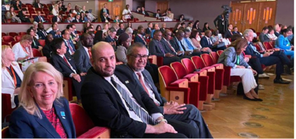 ناصر الدين تسلم شهادة تكريم من تحالف "غافي" للقاحات 