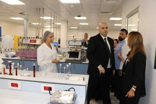 ناصر الدين تفقد مصنع فارمالاين واطلع على أحدث التقنيات المعتمدة في تصنيع الدواء 