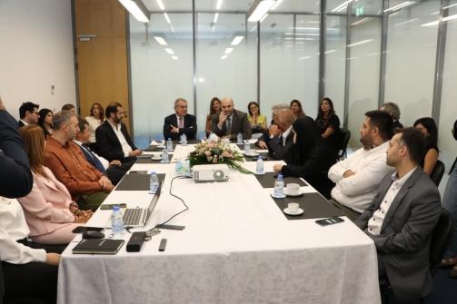ناصر الدين جال على مصنعين للأدوية في ضبية وزكريت