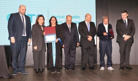 الجامعة الأميركية في قبرص خرجت الدفعة الأولى من برنامج شهادة "رواد الصحة العامة" 